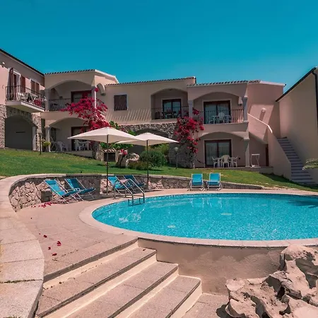 The Fantastic Residenza Badus Two Bedroom Sleeps Six Child Num0818 * باديسي