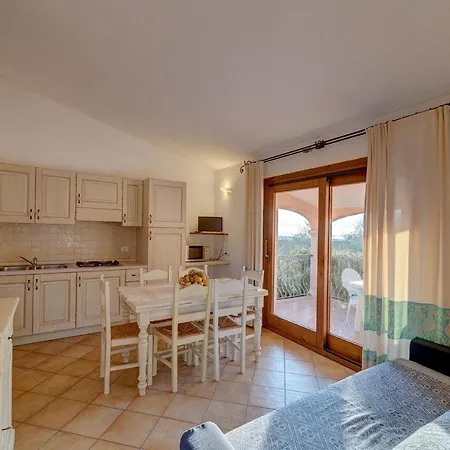 شقة The Fantastic Residenza Badus Two Bedroom Sleeps Six Child Num0818 باديسي