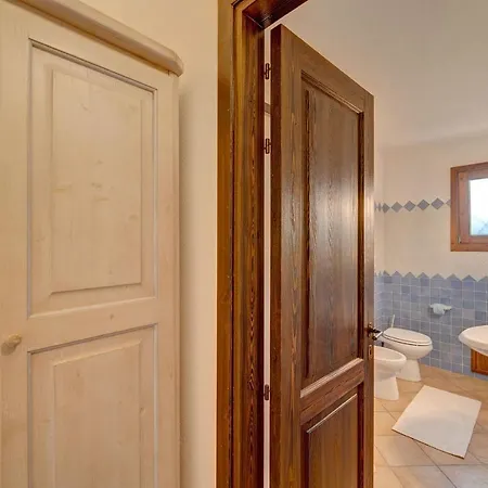 The Fantastic Residenza Badus Two Bedroom Sleeps Six Child Num0818 Apartamento Badesi