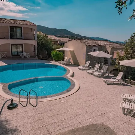 Apartamento The Fantastic Residenza Badus Two Bedroom Sleeps Six Child Num0818 Badesi