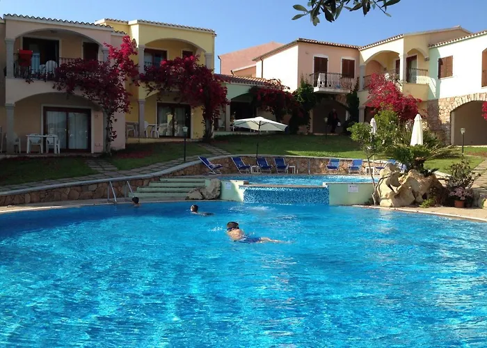Appartement The Fantastic Residenza Badus Two Bedroom Sleeps Six Child Num0818 Badesi