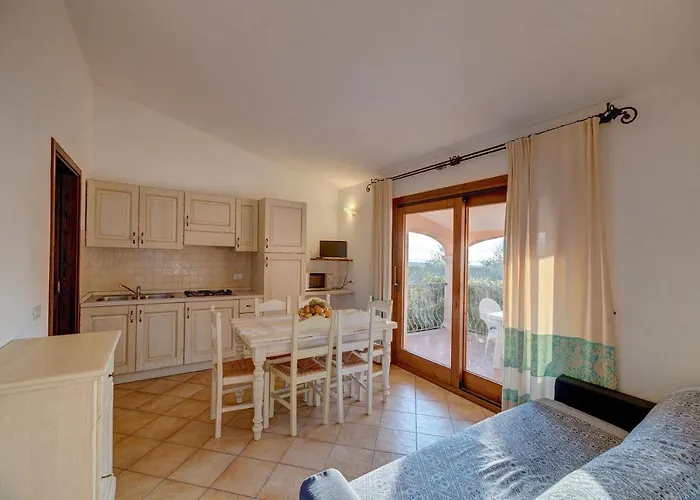 Appartement The Fantastic Residenza Badus Two Bedroom Sleeps Six Child Num0818 Badesi