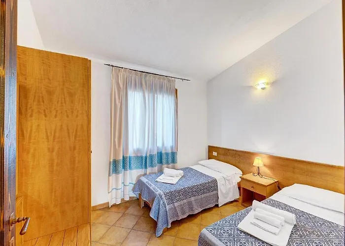 The Fantastic Residenza Badus Two Bedroom Sleeps Six Child Num0818 Appartement *