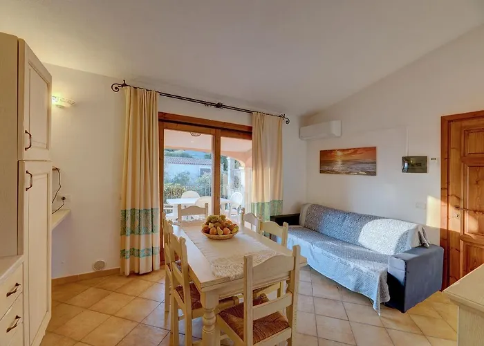 Apartamento The Fantastic Residenza Badus Two Bedroom Sleeps Six Child Num0818 Badesi